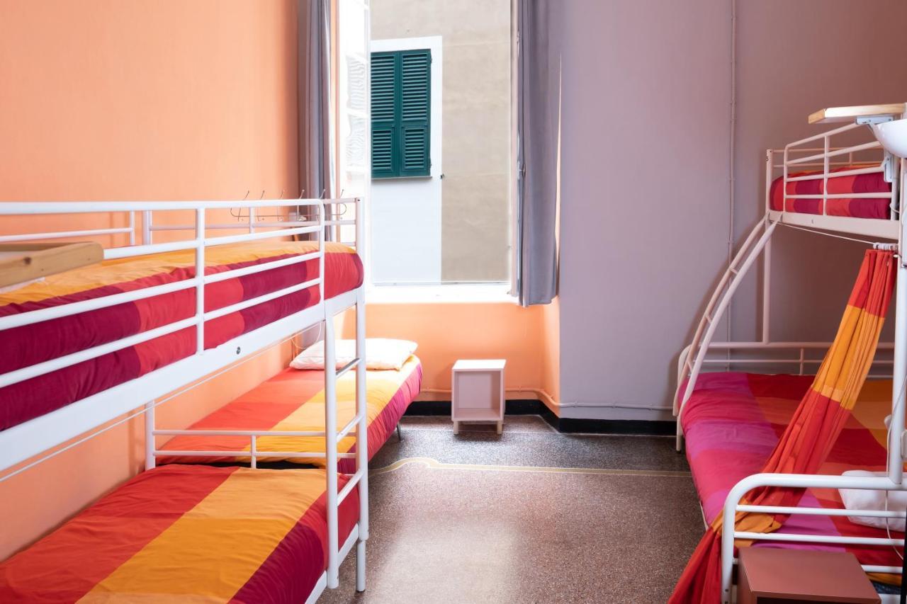 Manena Hostel Genova Ngoại thất bức ảnh