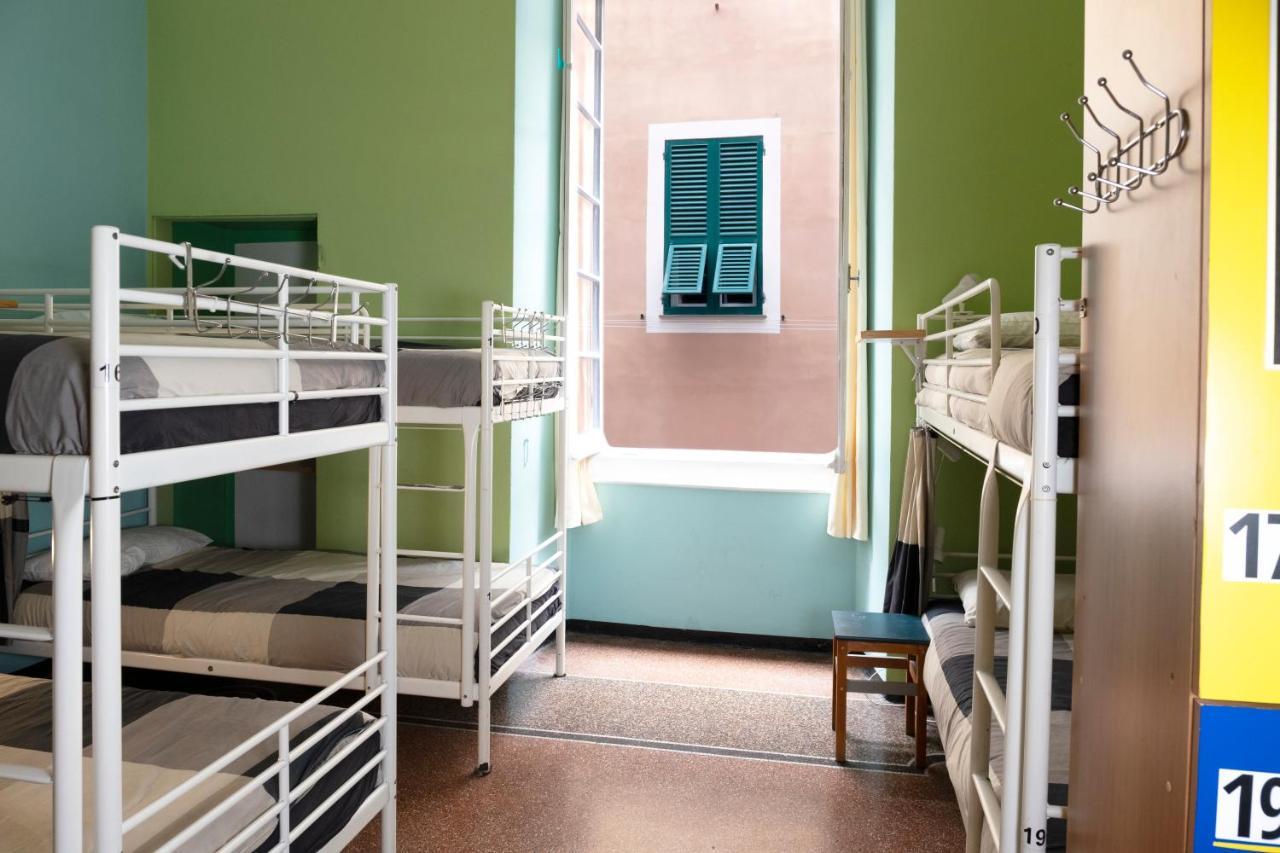 Manena Hostel Genova Ngoại thất bức ảnh